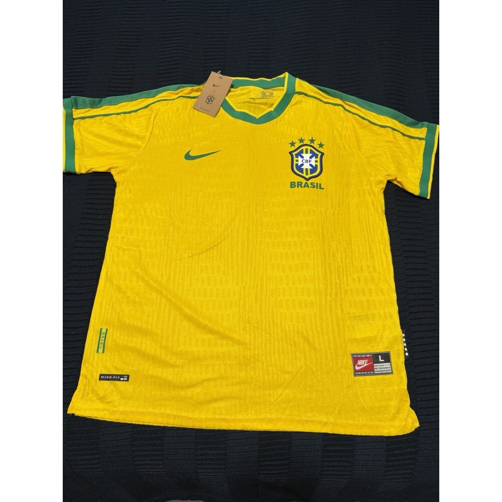 Nike Brazil 2010-11 home soccer jersey in size large